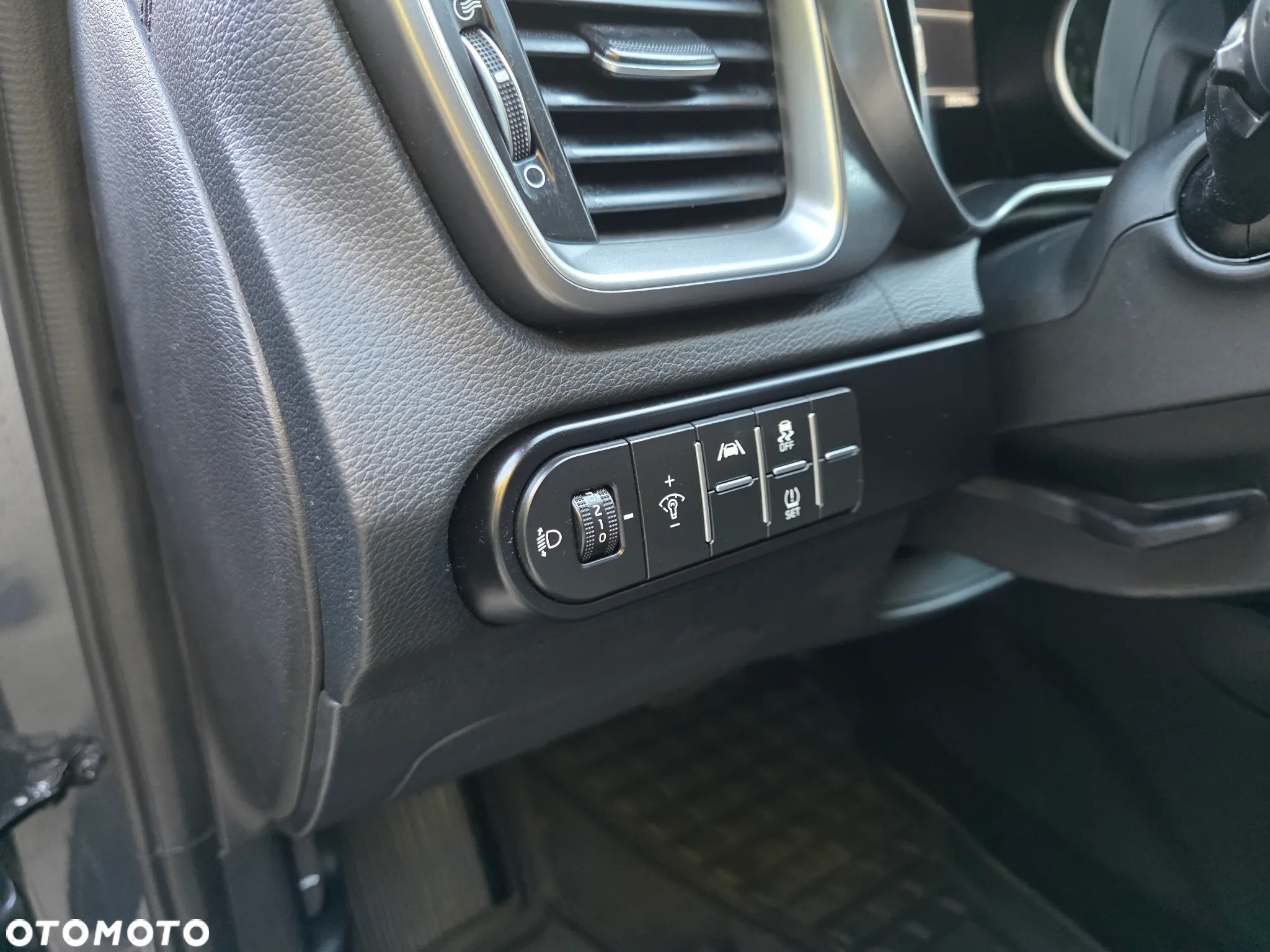 Kia Ceed 1.5 T-GDI L DCT - 12