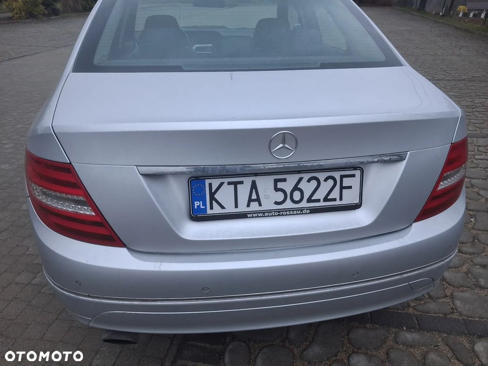 Mercedes-Benz Klasa C 200 (BlueEFFICIENCY) Avantgarde - 13