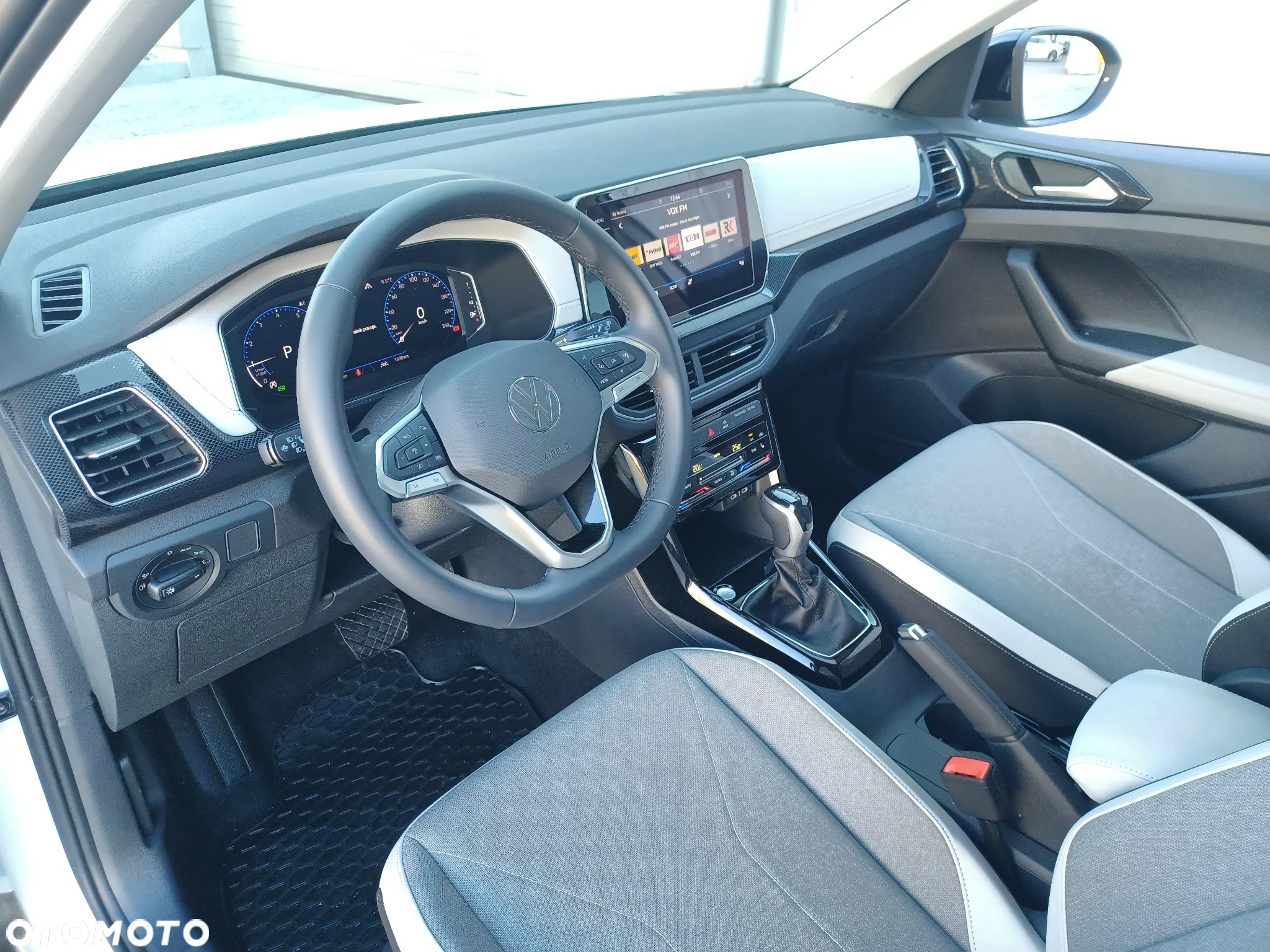 Volkswagen T-Cross 1.0 TSI Style DSG - 10