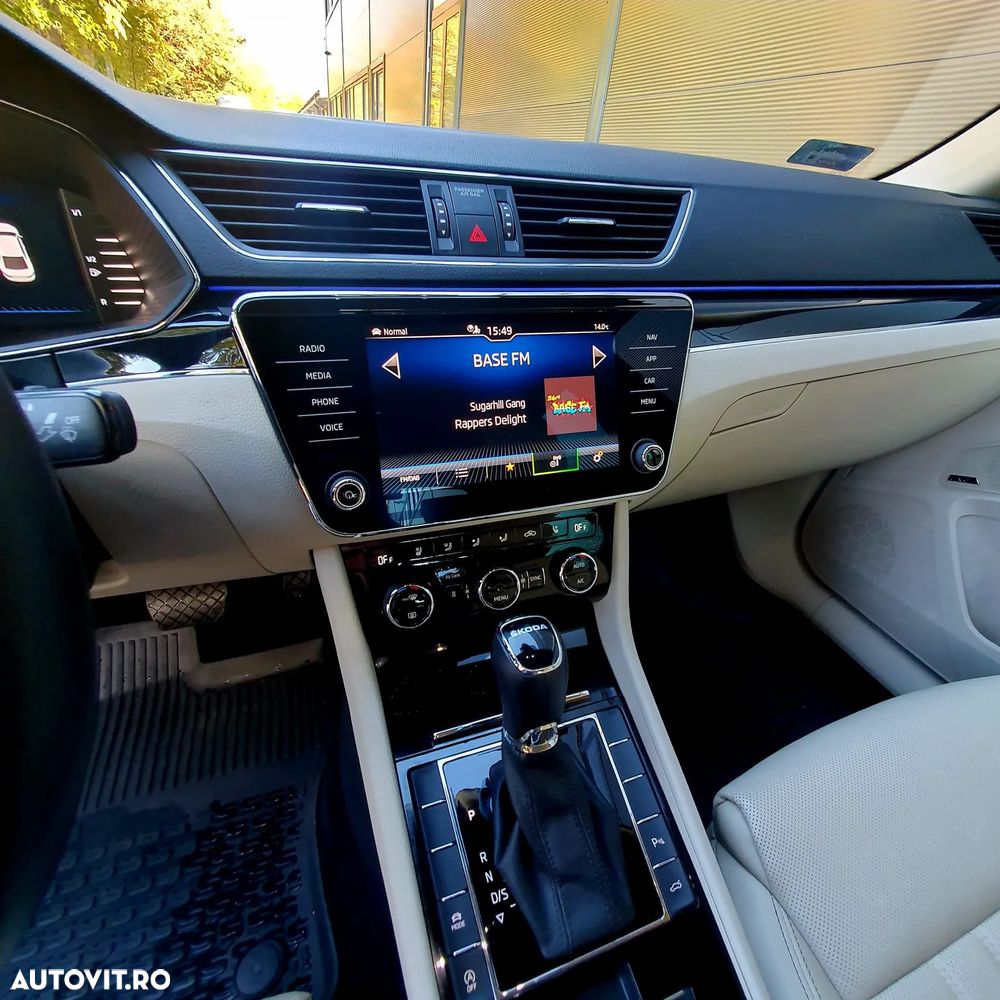 Skoda Superb 2.0 TDI DSG L&K - 8