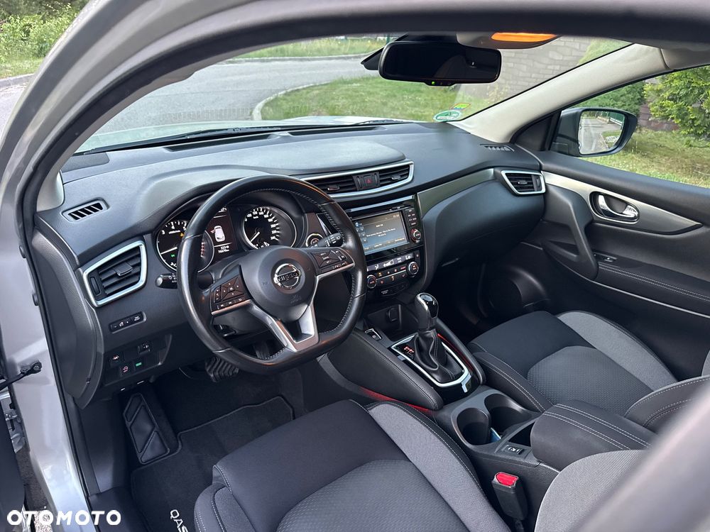 Nissan Qashqai 1.2 DIG-T Xtronic 360 - 10