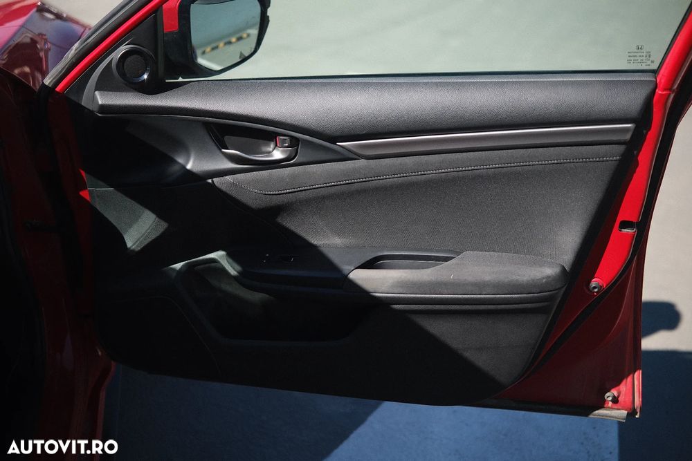 Honda Civic 1.5 VTEC Turbo Sport - 13