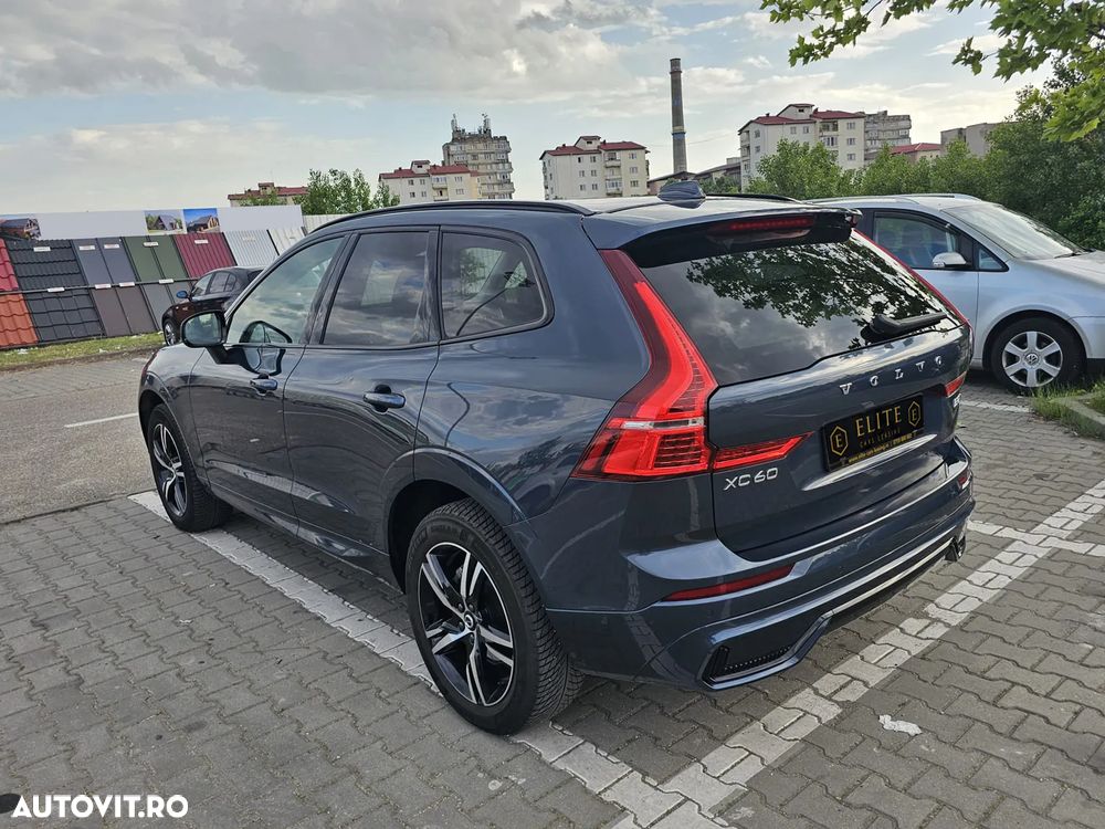 VOLVO XC60 2024 — imagine 10