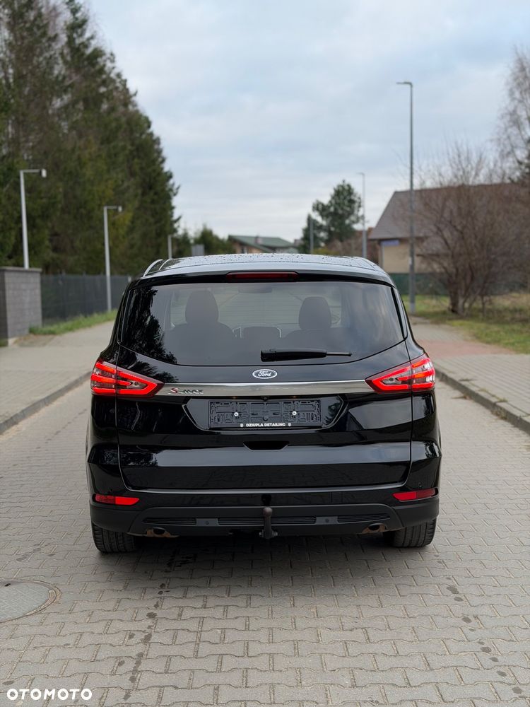 Ford S-Max 2.0 TDCi Titanium PowerShift - 8