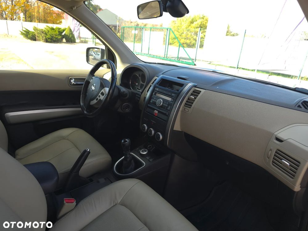 Nissan X-Trail 2.0 dCi LE - 20