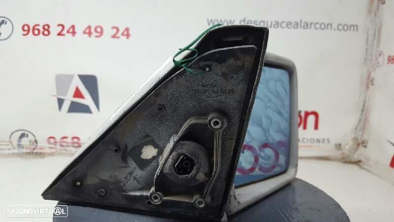 RETROVISOR DIREITO MERCEDES CLASE E (W124) BERLINA 3.0 DIESEL - 2