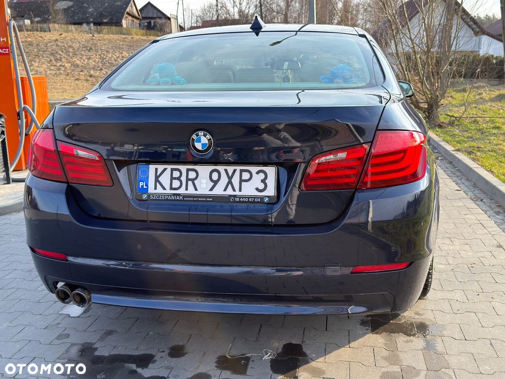 BMW Seria 5 520d - 8