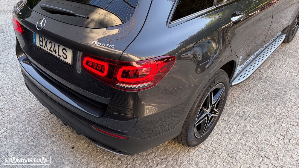 Mercedes-Benz GLC 300 de 4Matic 9G-TRONIC AMG Line - 9