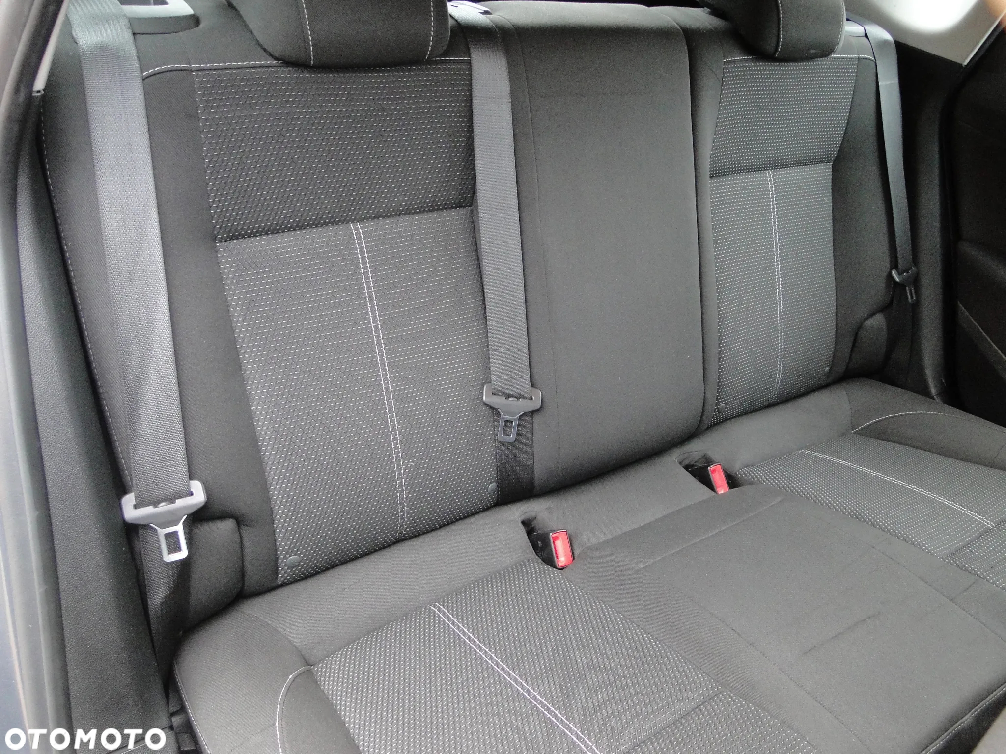 Opel Astra IV 1.7 CDTI Cosmo - 27