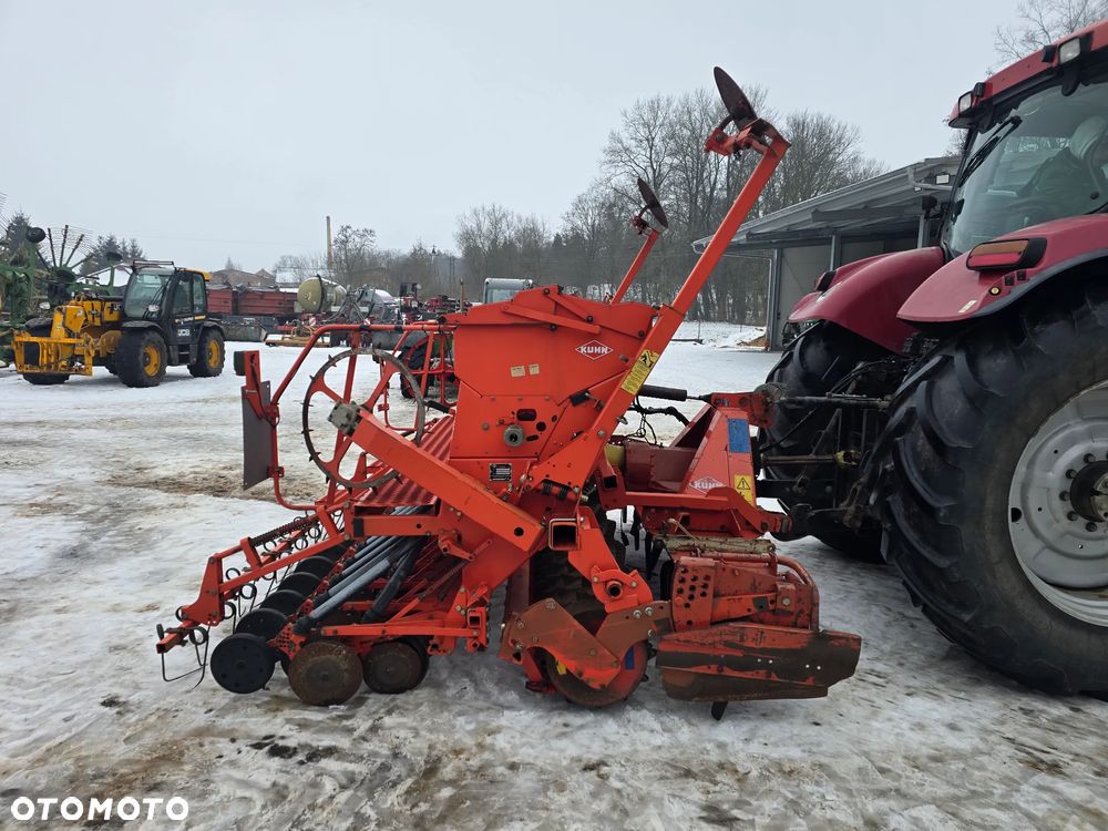 Kuhn Integra 3000 - 6