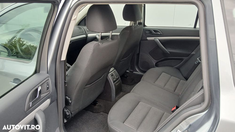 Skoda Octavia - 8