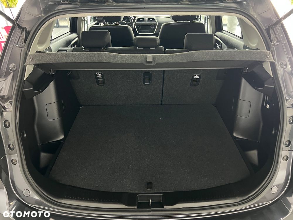 Suzuki SX4 S-Cross - 28