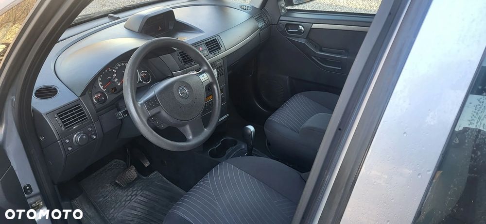 Opel Meriva - 10
