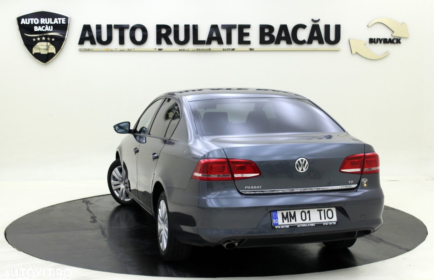 Volkswagen Passat - 7
