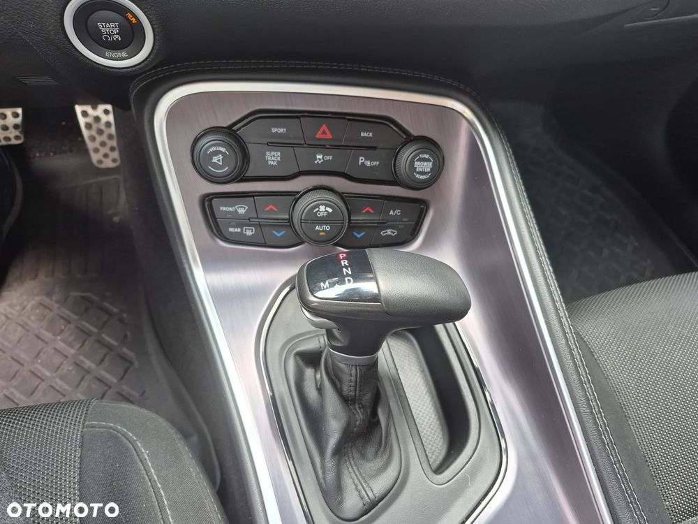 Dodge Challenger Automatik R/T Plus Shaker - 7