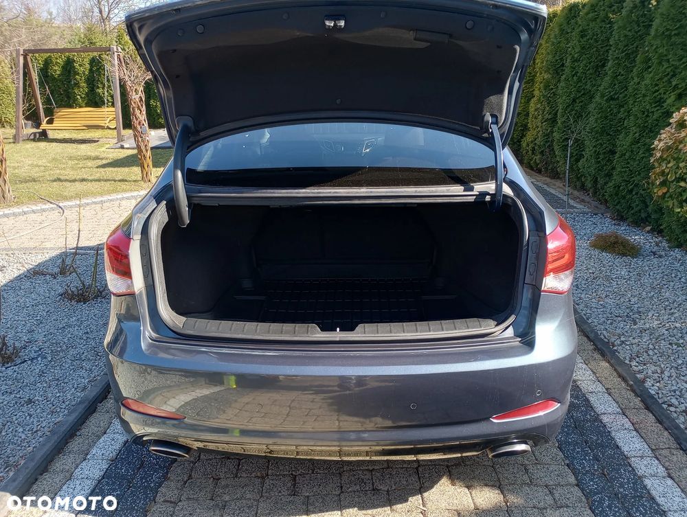 Hyundai i40 1.7 CRDi Comfort - 19