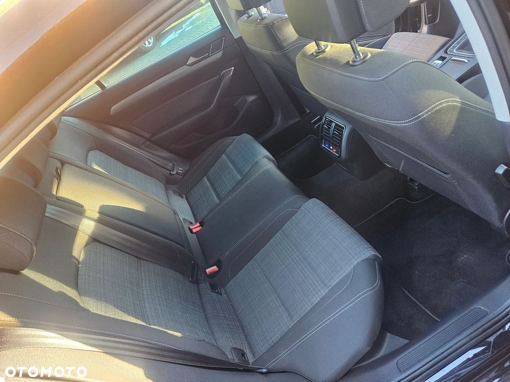 Volkswagen Passat 1.5 TSI OPF Elegance - 13