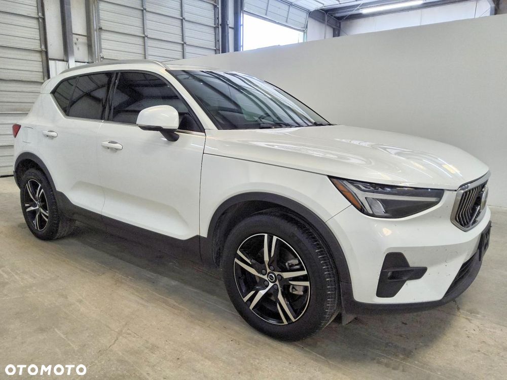 Volvo XC 40 - 4