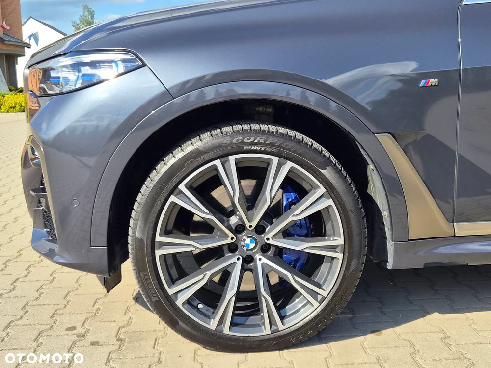 BMW X7 M50d sport - 31