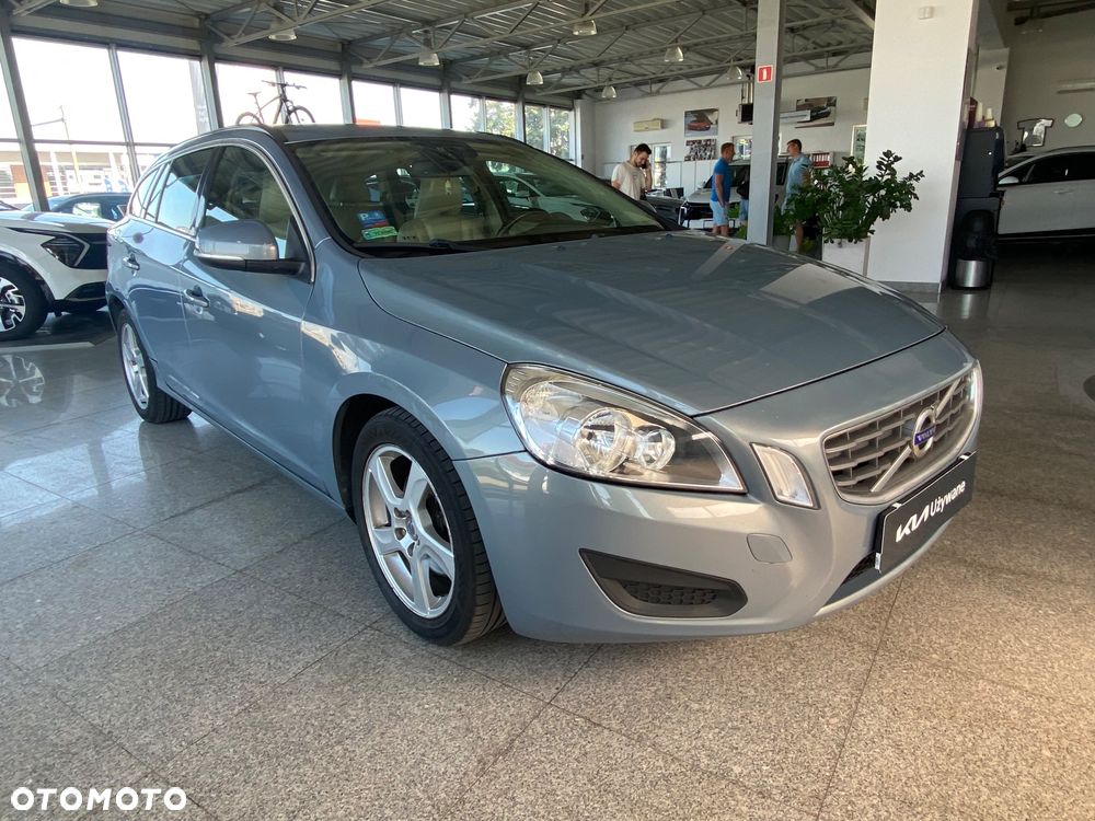 Volvo V60 D2 Momentum - 7