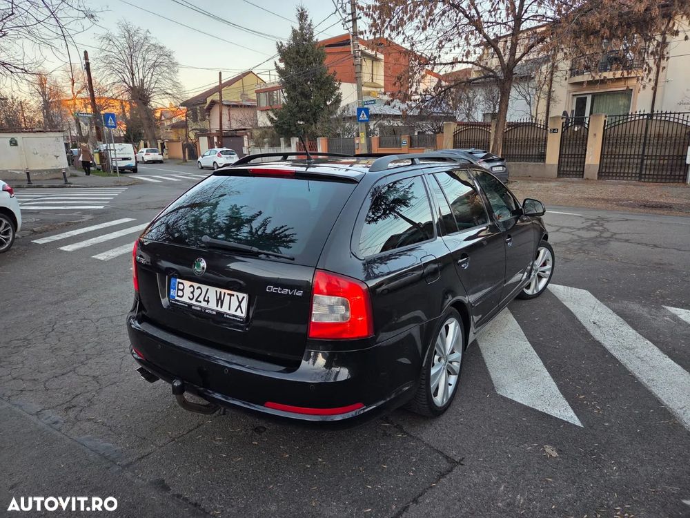 Skoda Octavia 2.0 TDI CR DPF RS - 4