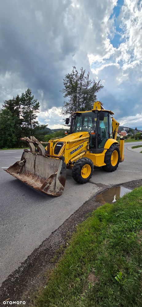 Komatsu WB 93R-5 - 4