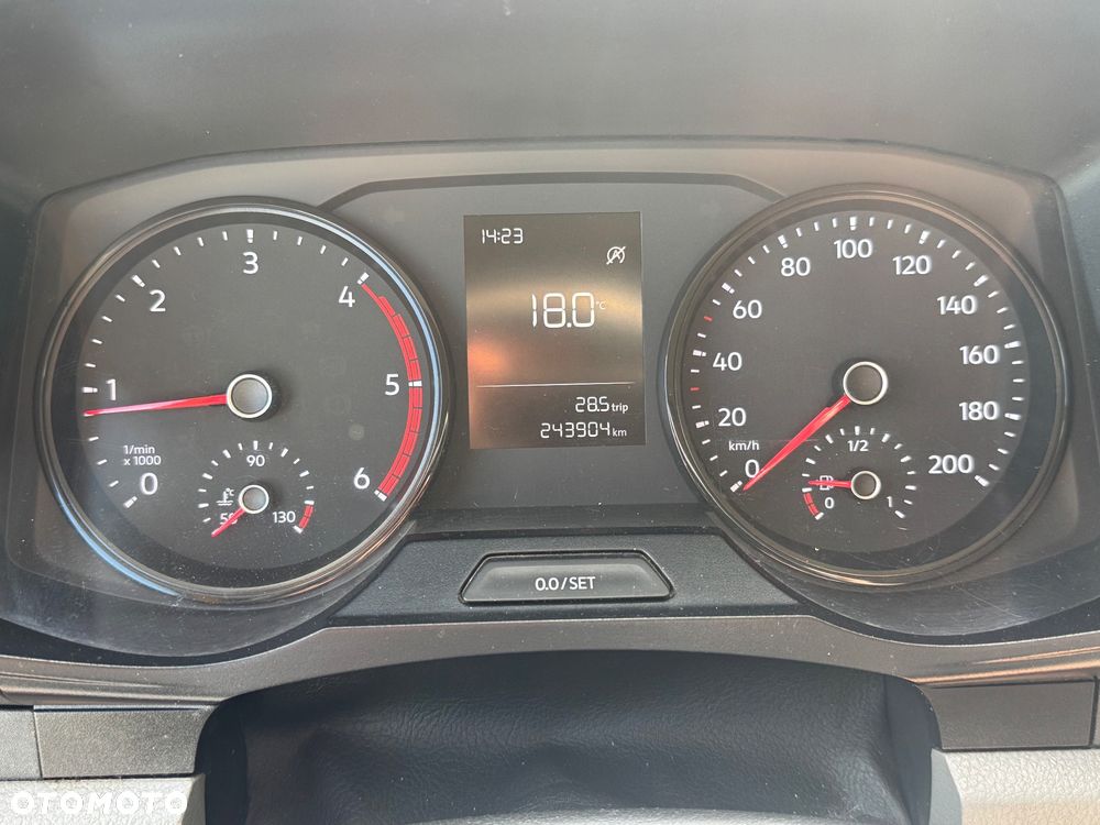 Volkswagen Crafter - 18