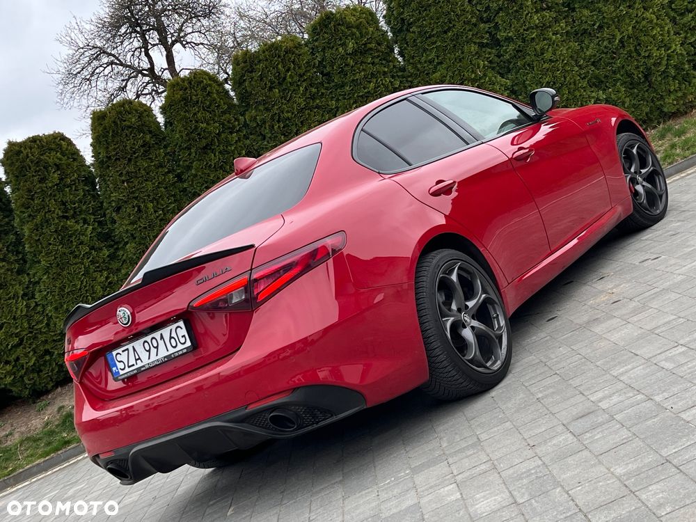 Alfa Romeo Giulia 2.0 Turbo Veloce TI Q4 - 10