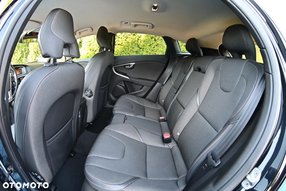 Volvo V40 D4 Geartronic You - 23