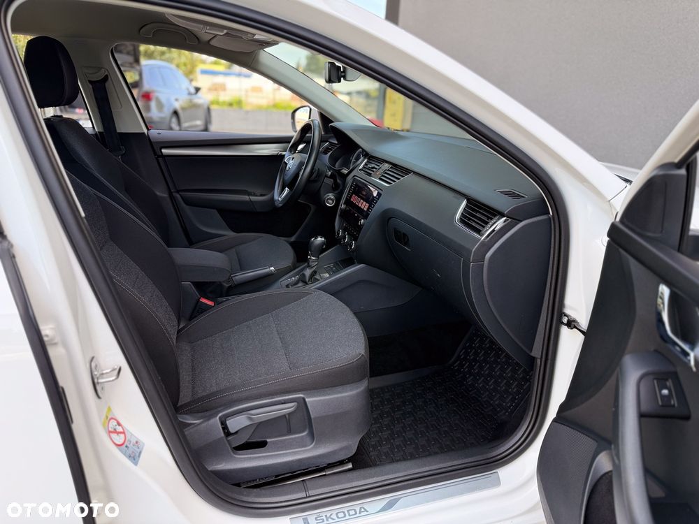 Skoda Octavia 1.5 TSI ACT DSG Soleil - 25