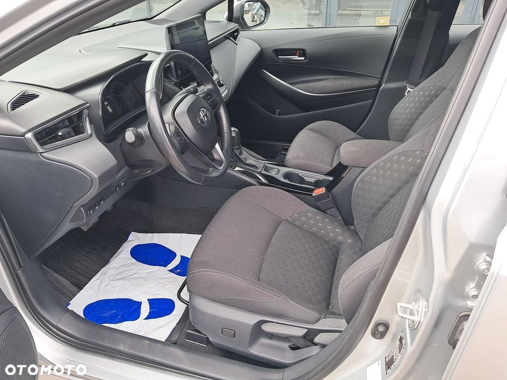 Toyota Corolla 1.8 Hybrid Comfort - 11