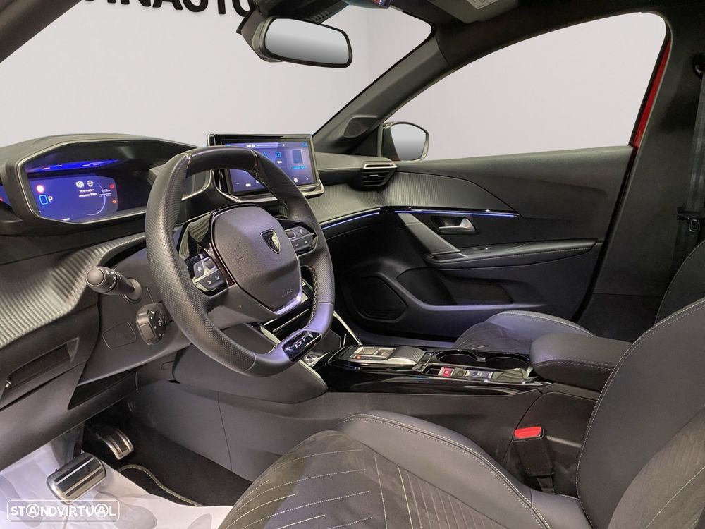 Peugeot 208 1.2 Hybrid GT e-DCS6 - 10