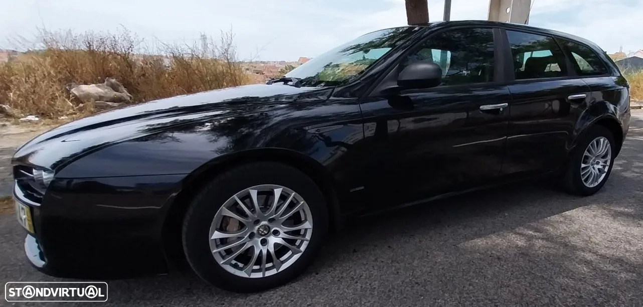 Alfa Romeo 159 Sportwagon 1.9 JTDm 8V Executiva - 11