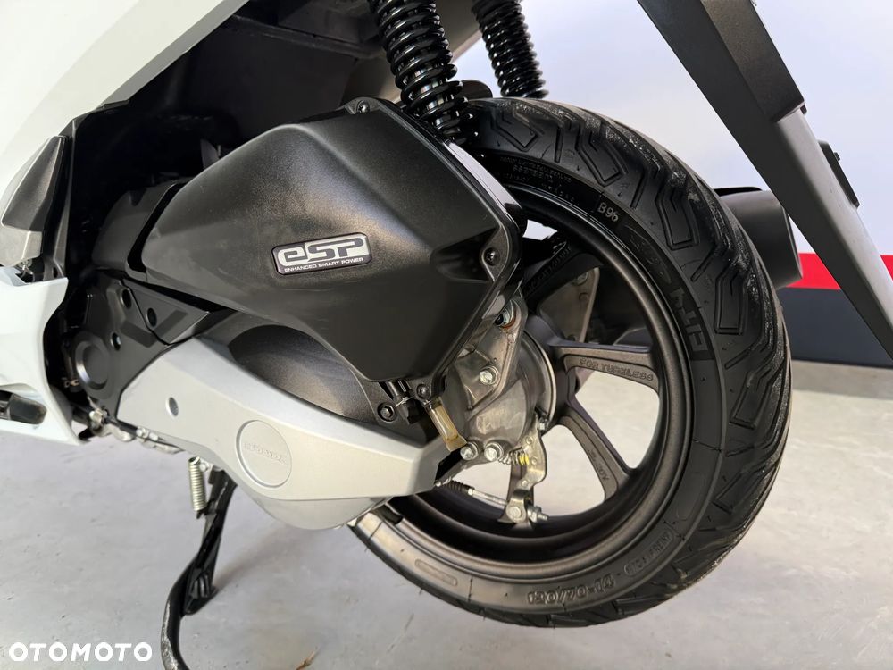 Honda PCX - 17