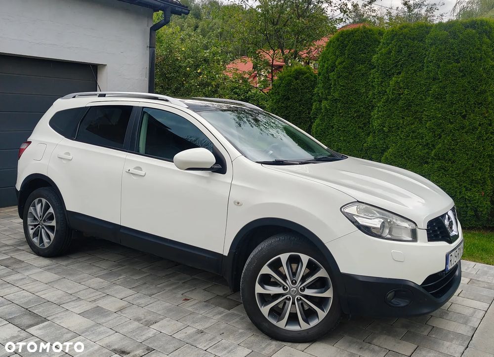 Nissan Qashqai - 1