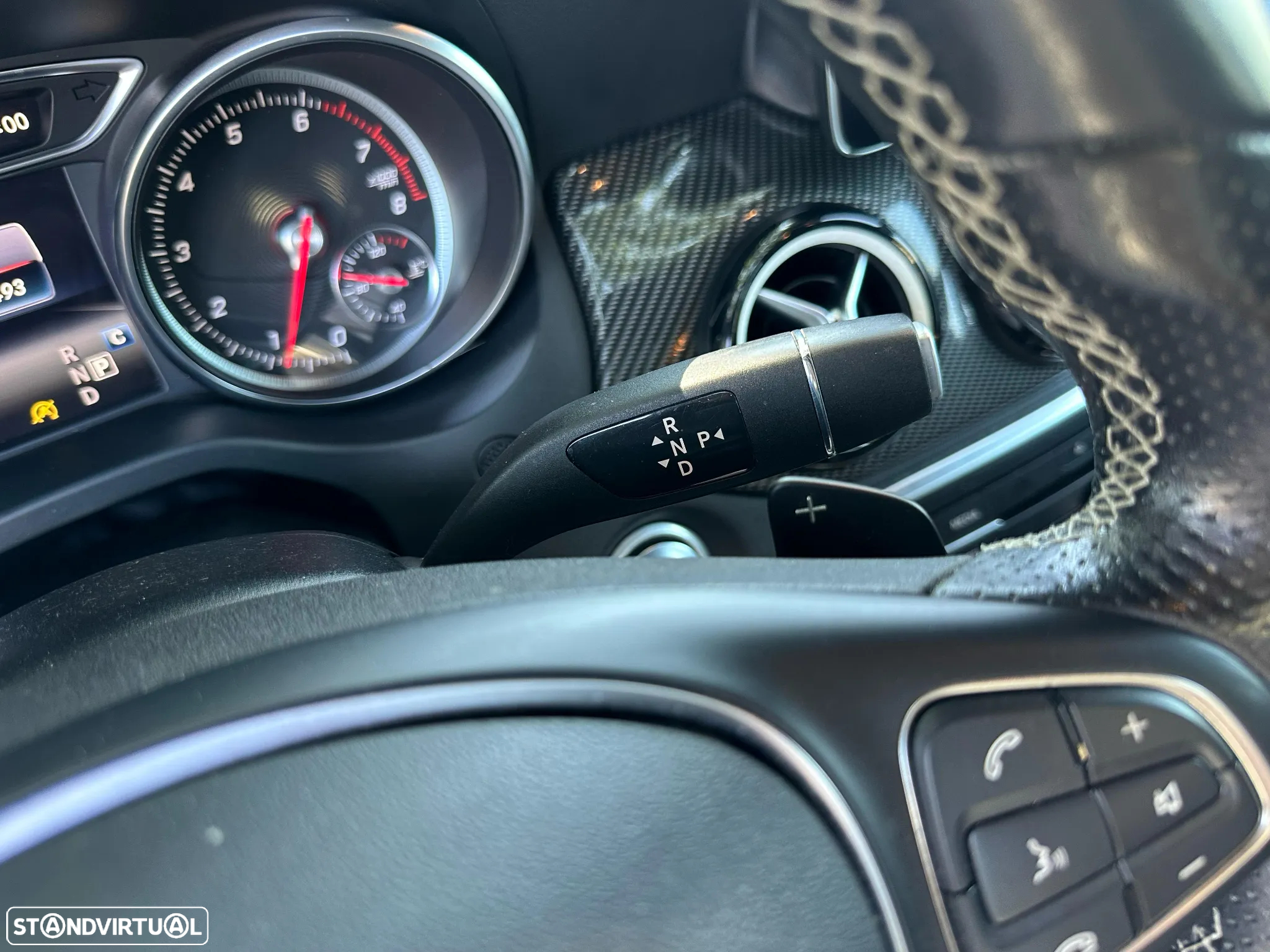 Mercedes-Benz GLA 200 7G-DCT AMG Line - 22