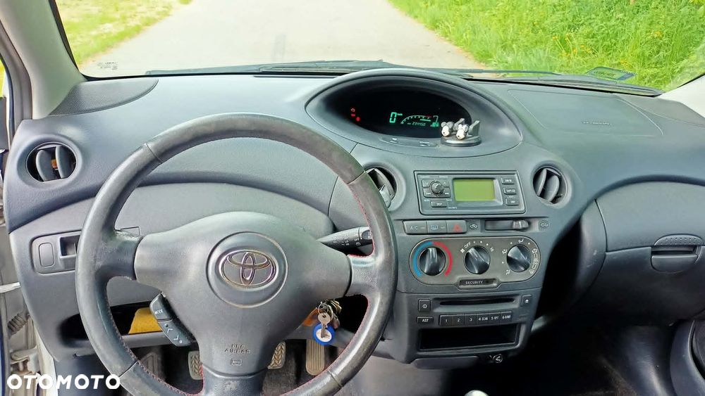 Toyota Yaris 1.0 Blue - 5