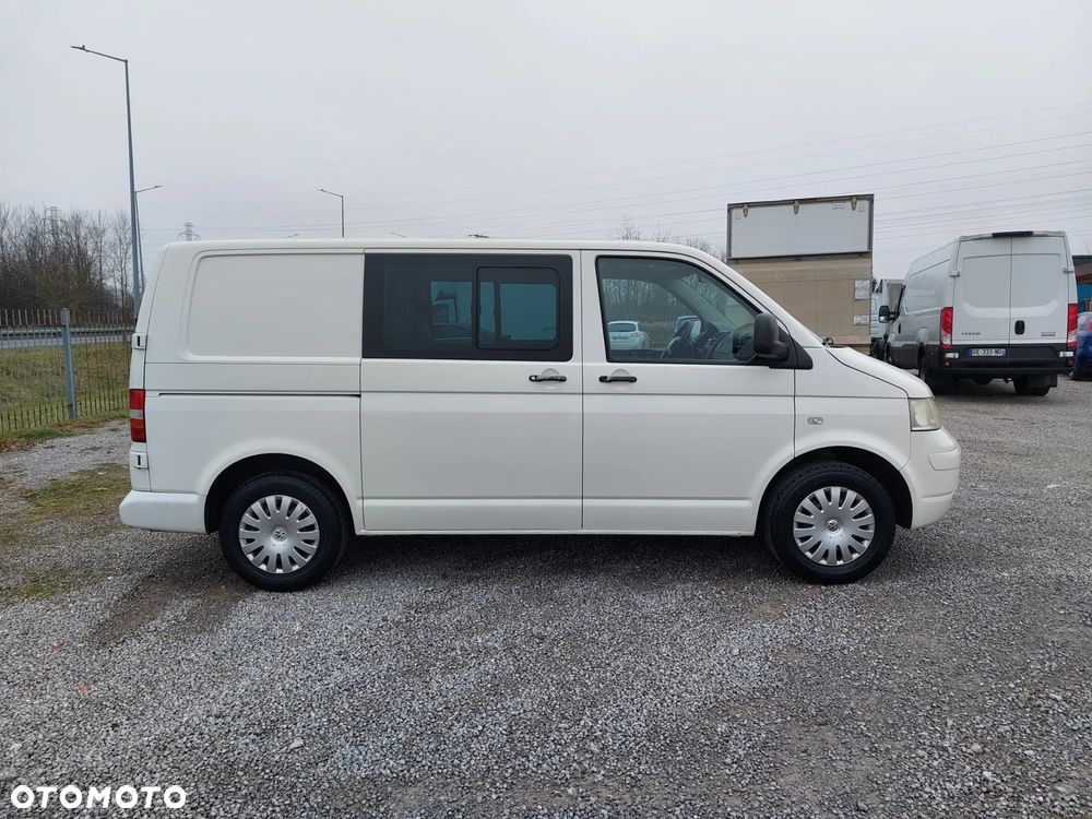Volkswagen Transporter - 4