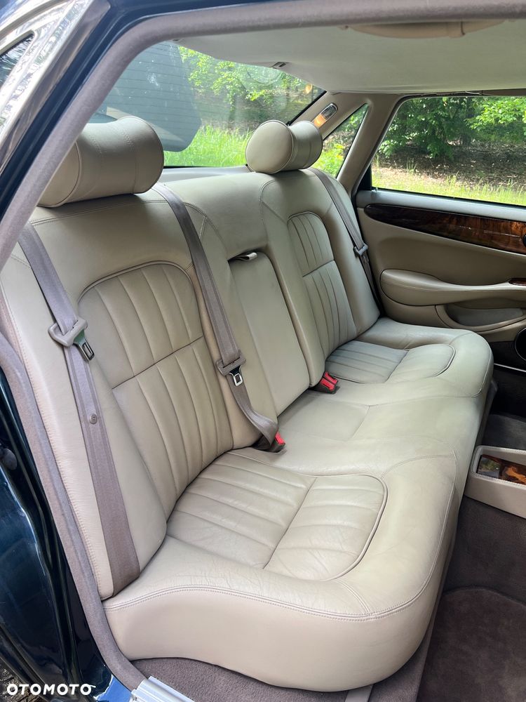 Jaguar XJ Sovereign 4.0 - 20