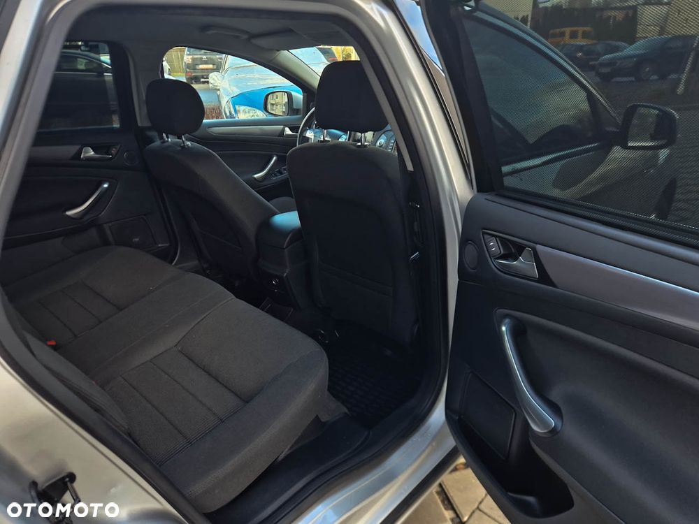 Ford Mondeo 2.0 TDCi Titanium S - 8