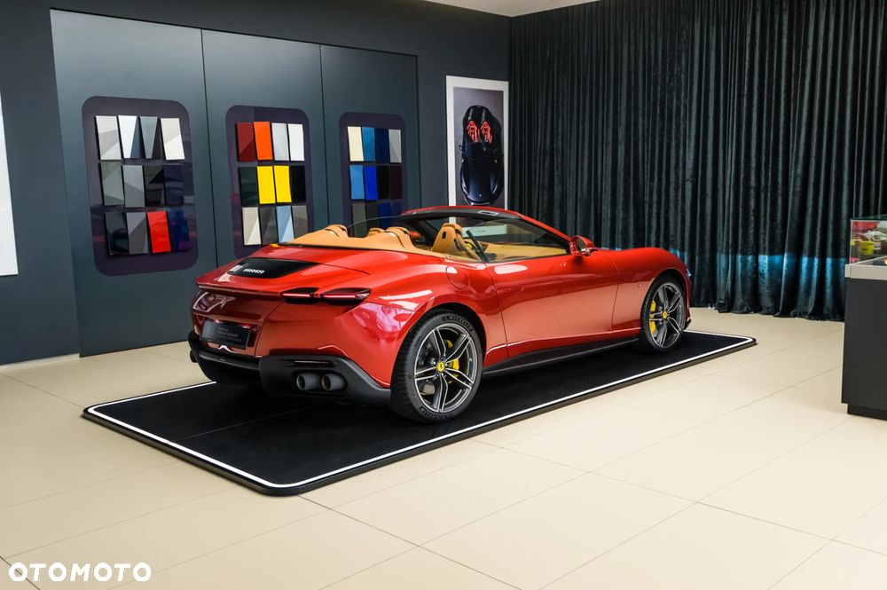 Ferrari Roma Spider - 6