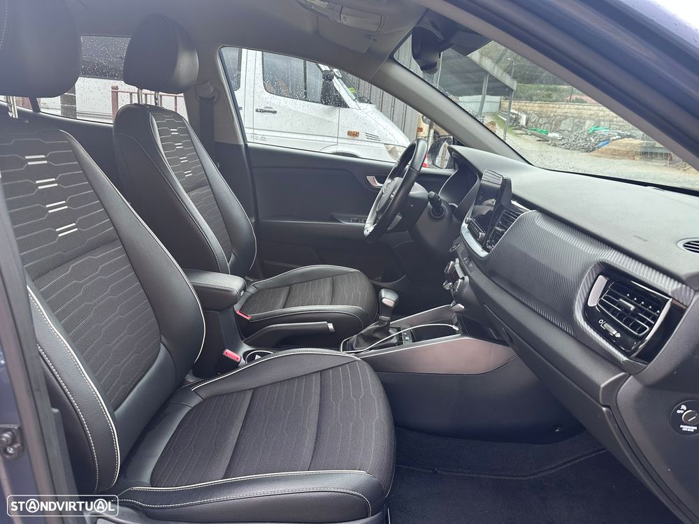 Kia Stonic - 10