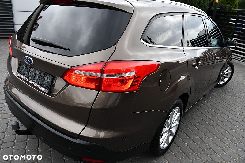 Ford Focus 1.5 EcoBlue Start-Stopp-System TITANIUM DESIGN - 32