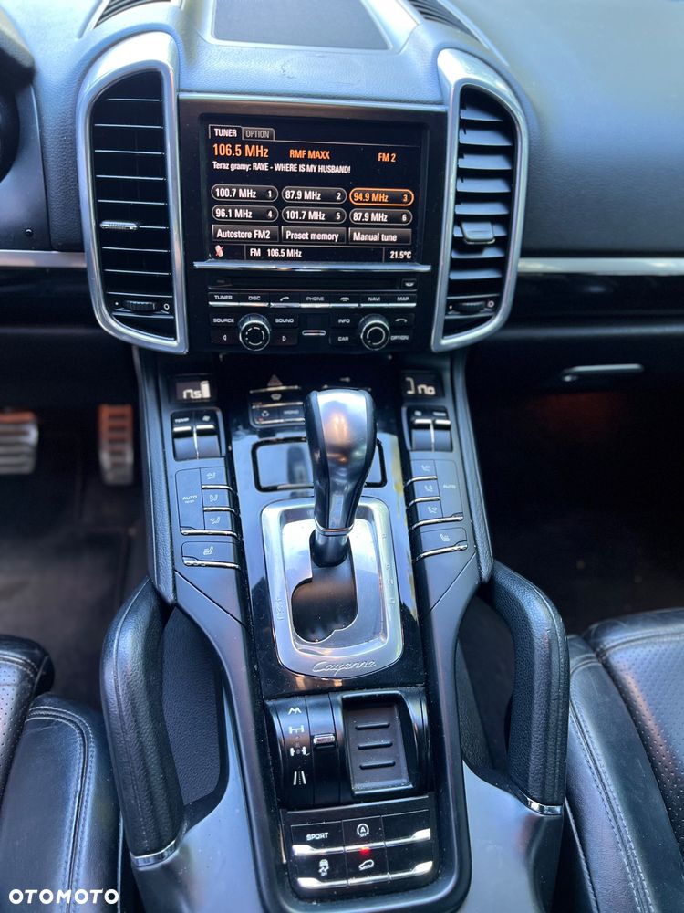 Porsche Cayenne S - 21