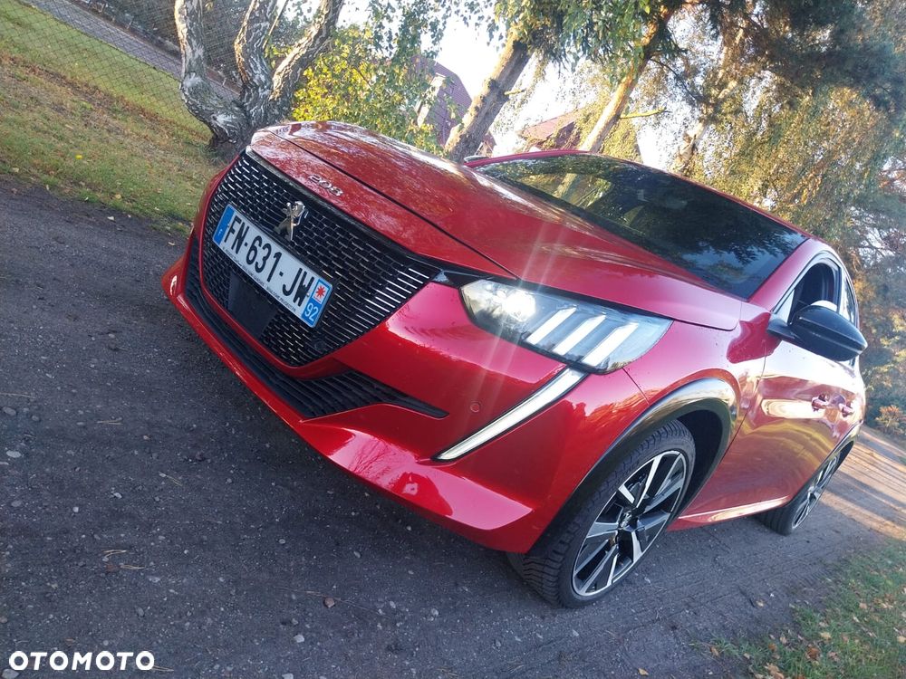 Peugeot 208 PureTech 130 EAT8 GT Pack - 10