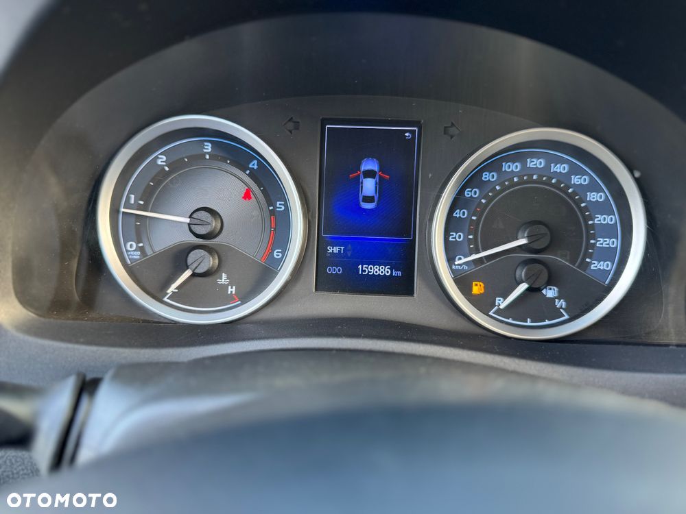 Toyota Corolla 1.4 D-4D Comfort - 24