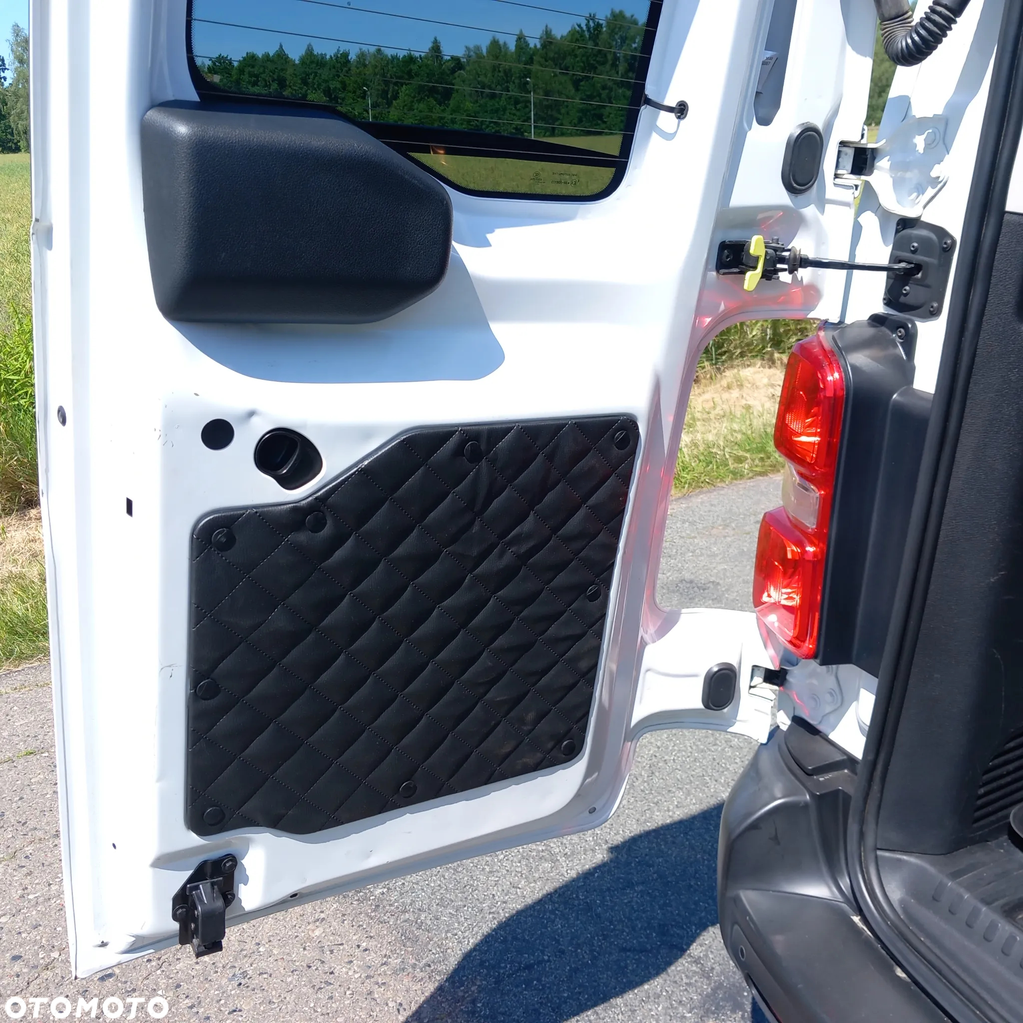 Toyota ProAce Kombi 2.0 D-4D Medium 2,8t - 24