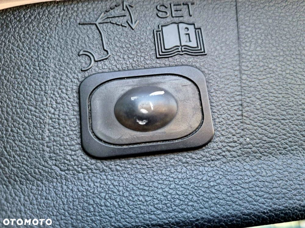 Ford Kuga 2.0 TDCi FWD Titanium - 14