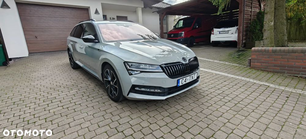 Skoda Superb 2.0 TDI SCR 4x4 Sportline DSG - 6