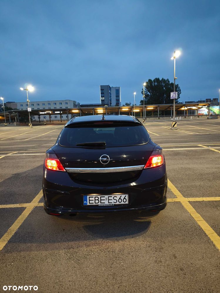 Opel Astra - 4
